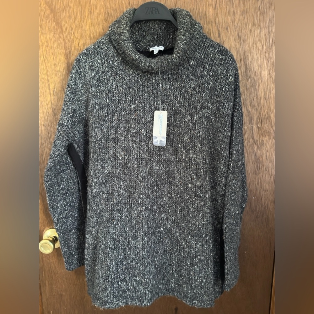 Splendid Charcoal Turtleneck Sweater